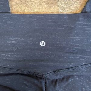 Good used condition size 10- high rise align crop 21’